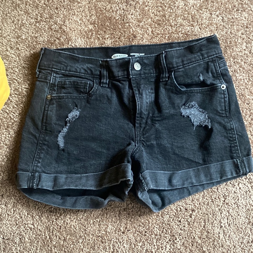 Old navy black mid-rise boyfriend short size 2